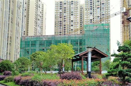 貴州都勻北城財(cái)阜四期大商業(yè)主體工程通過驗(yàn)收